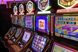 r014 Live Casino